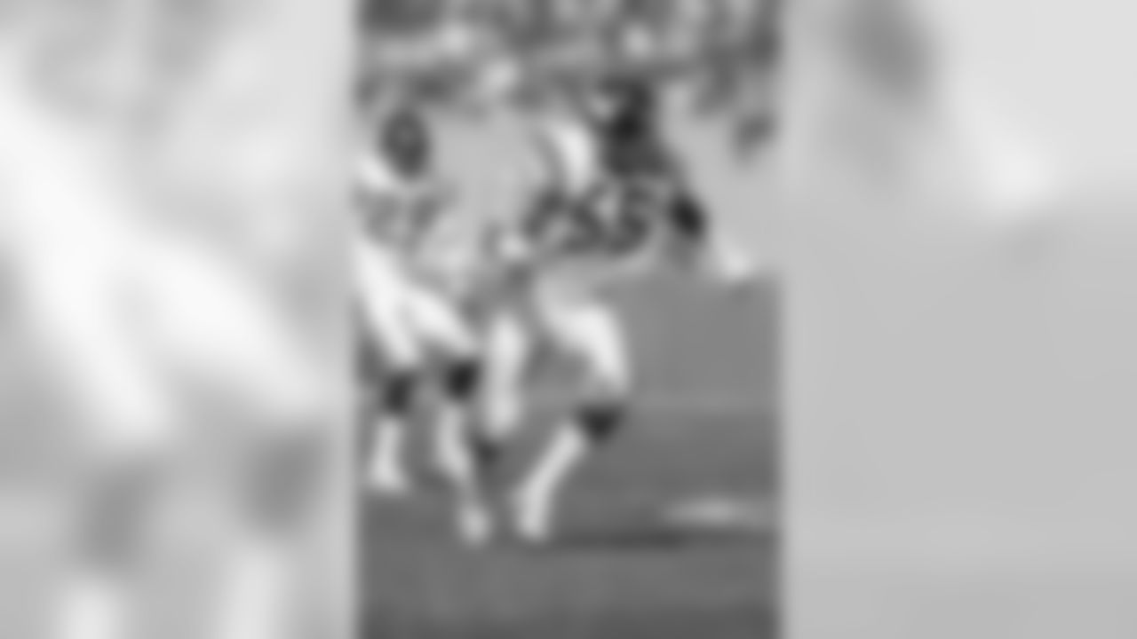 No. 1. Studwell, Scott (1977-90)
1,266 solo tackles
662 assists
1,928 total